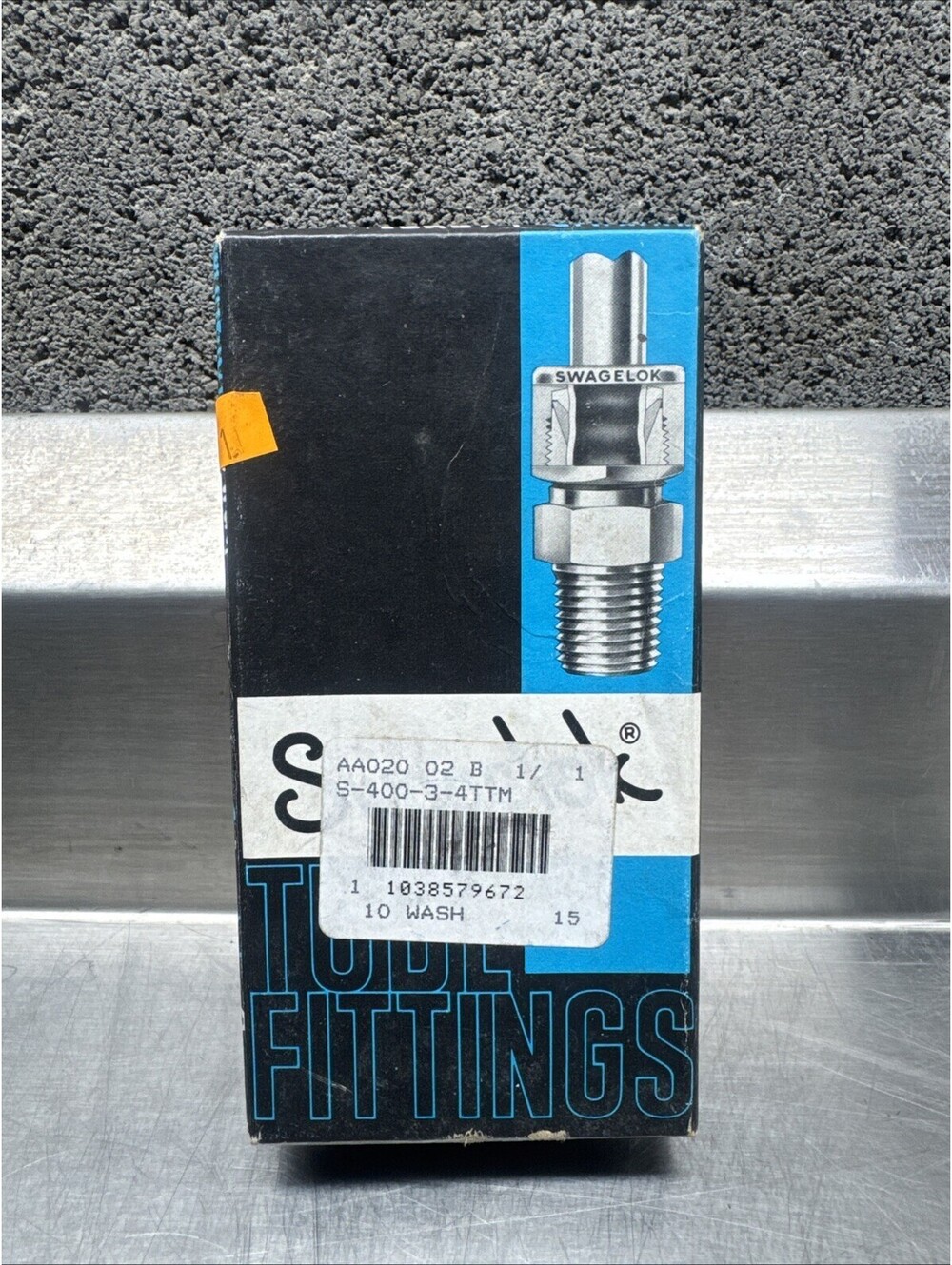 Swagelok S-400-3-4TTM Male Branch Tee 1/4 Tube x 1/4 Tube x 1/4 Male Pack of 10